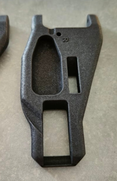 Yokomo YZ10 94/95 lightened front arms, pair