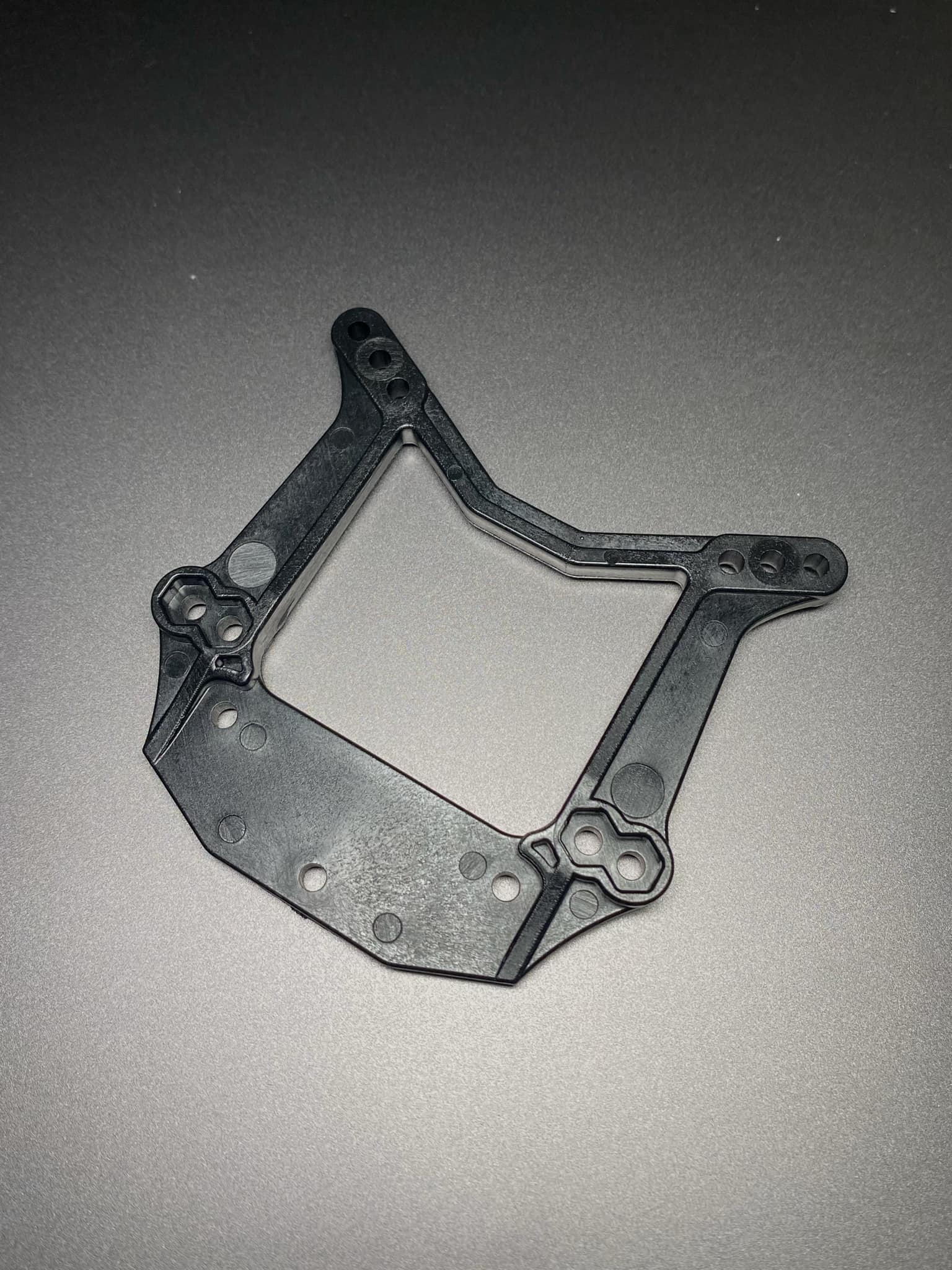 RC10B3 Front Shock Tower, Molded
