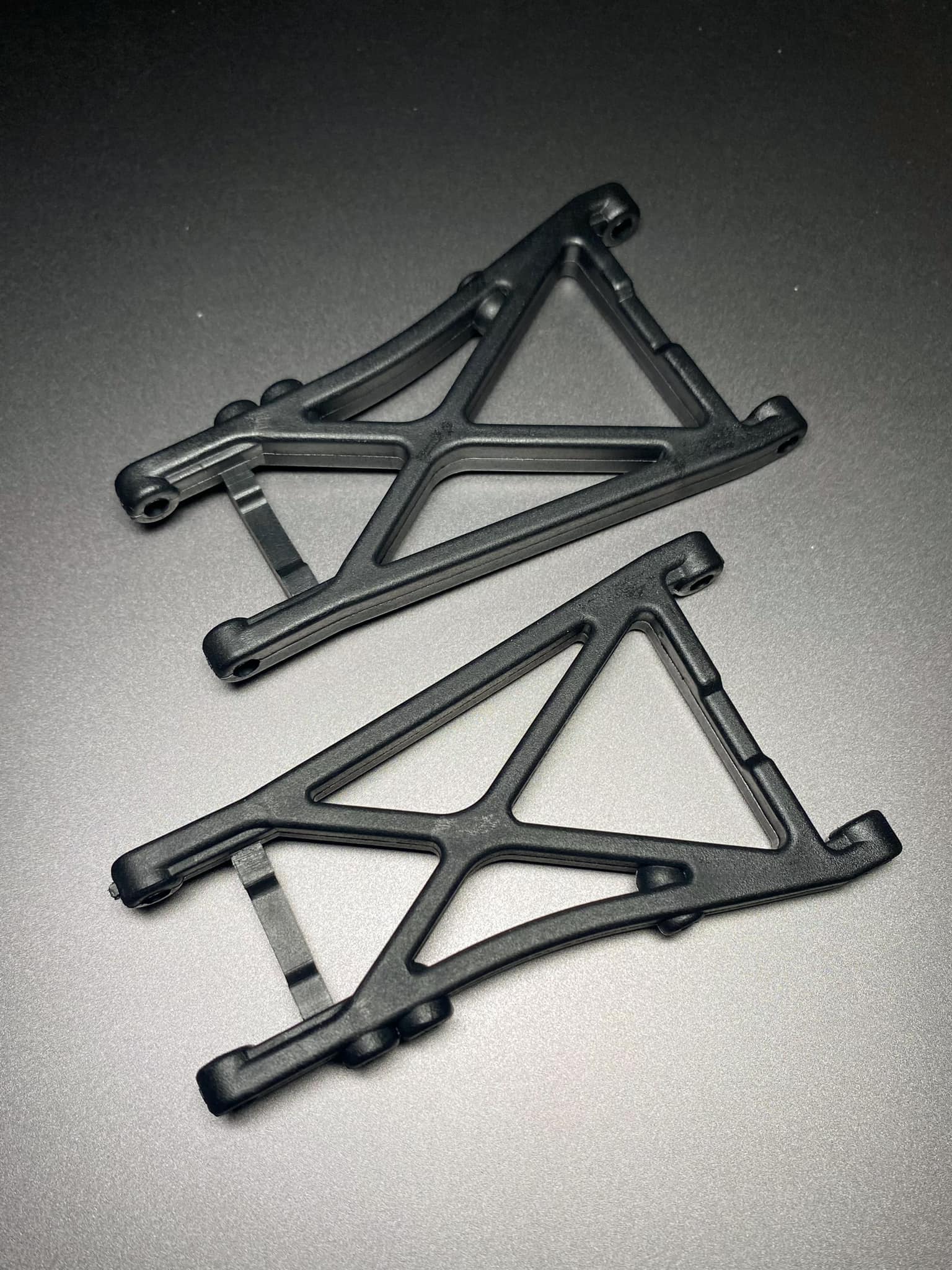 RC10B3 Rear Wishbones 2pcs