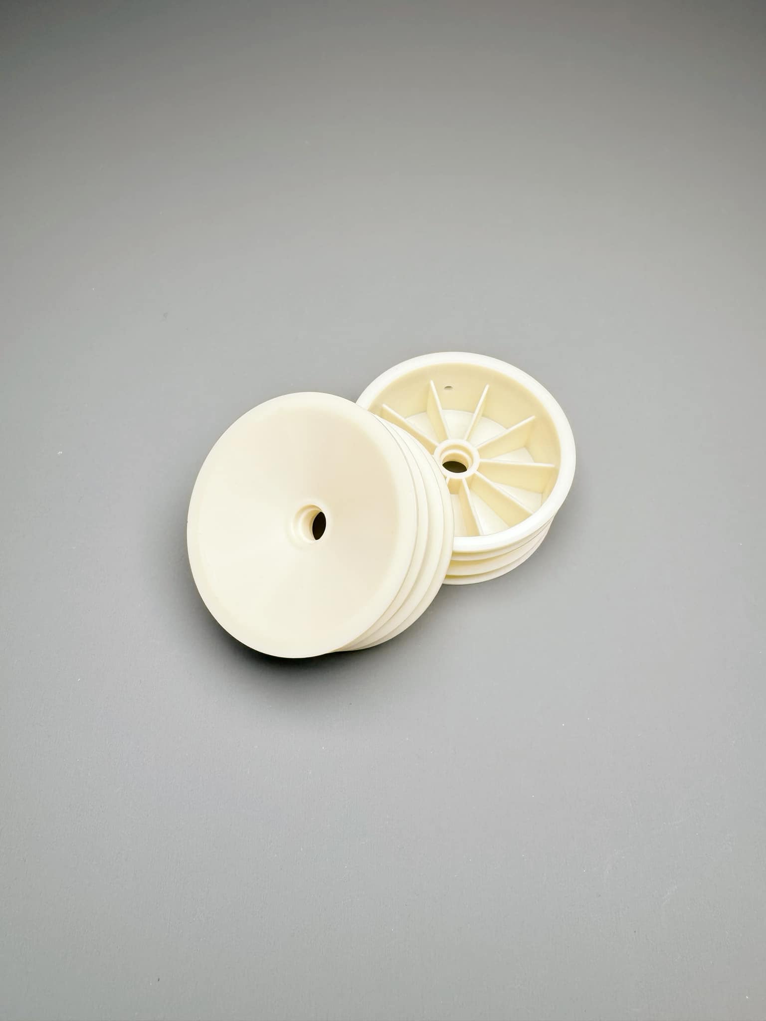 FanRc RC10 Wheels Ivory