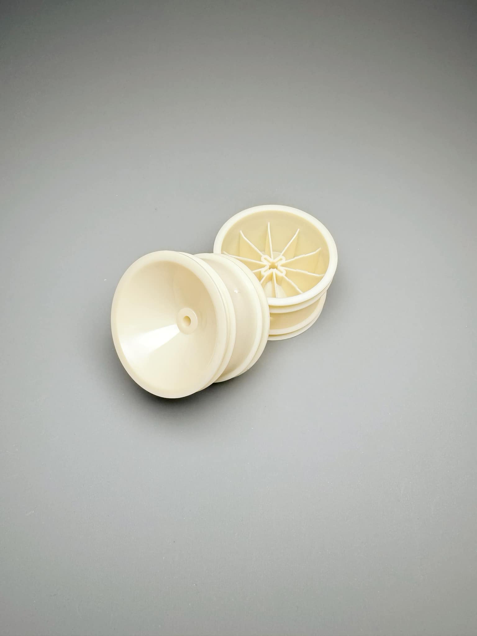 FanRc RC10 Wheels Ivory