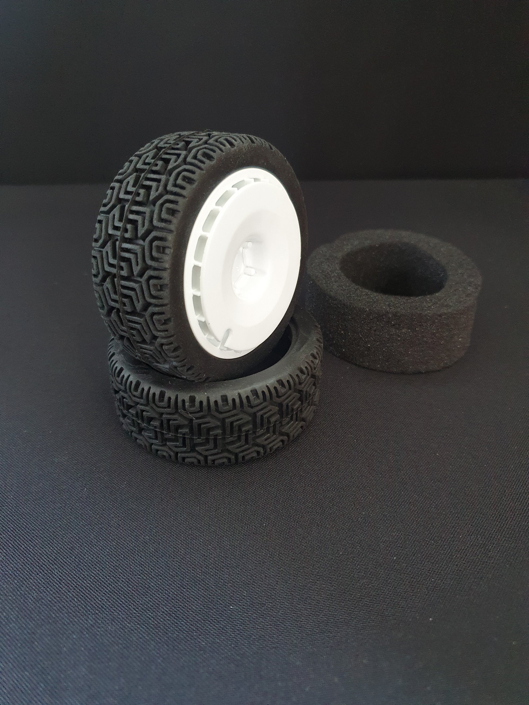Gravel tyres 26mm 2pcs - L&L models