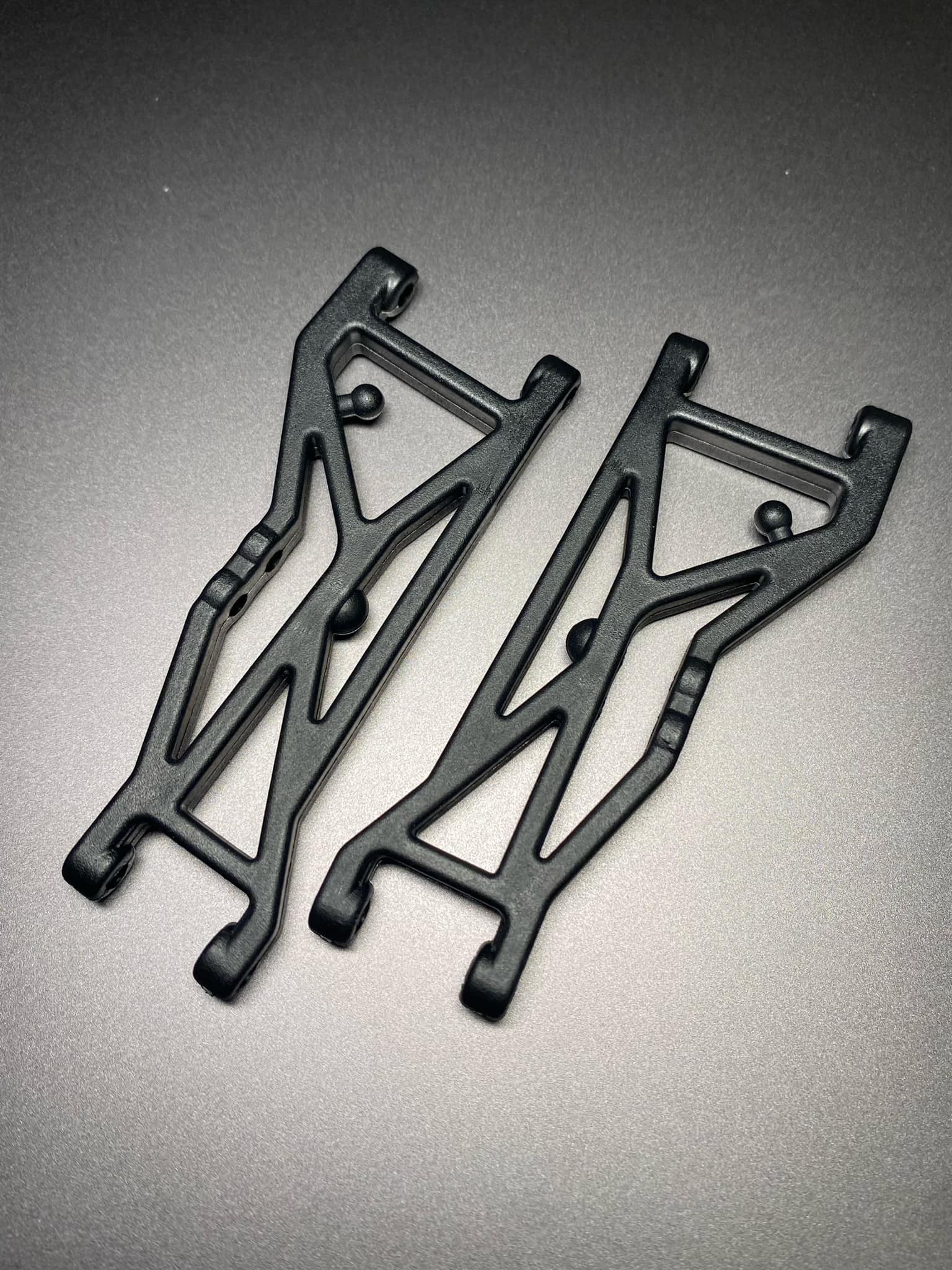 ASSOCIATED RC10 ロングサスアーム 前後セット Team Associated RC10 Wide Front Suspension A-Arms (White) (2