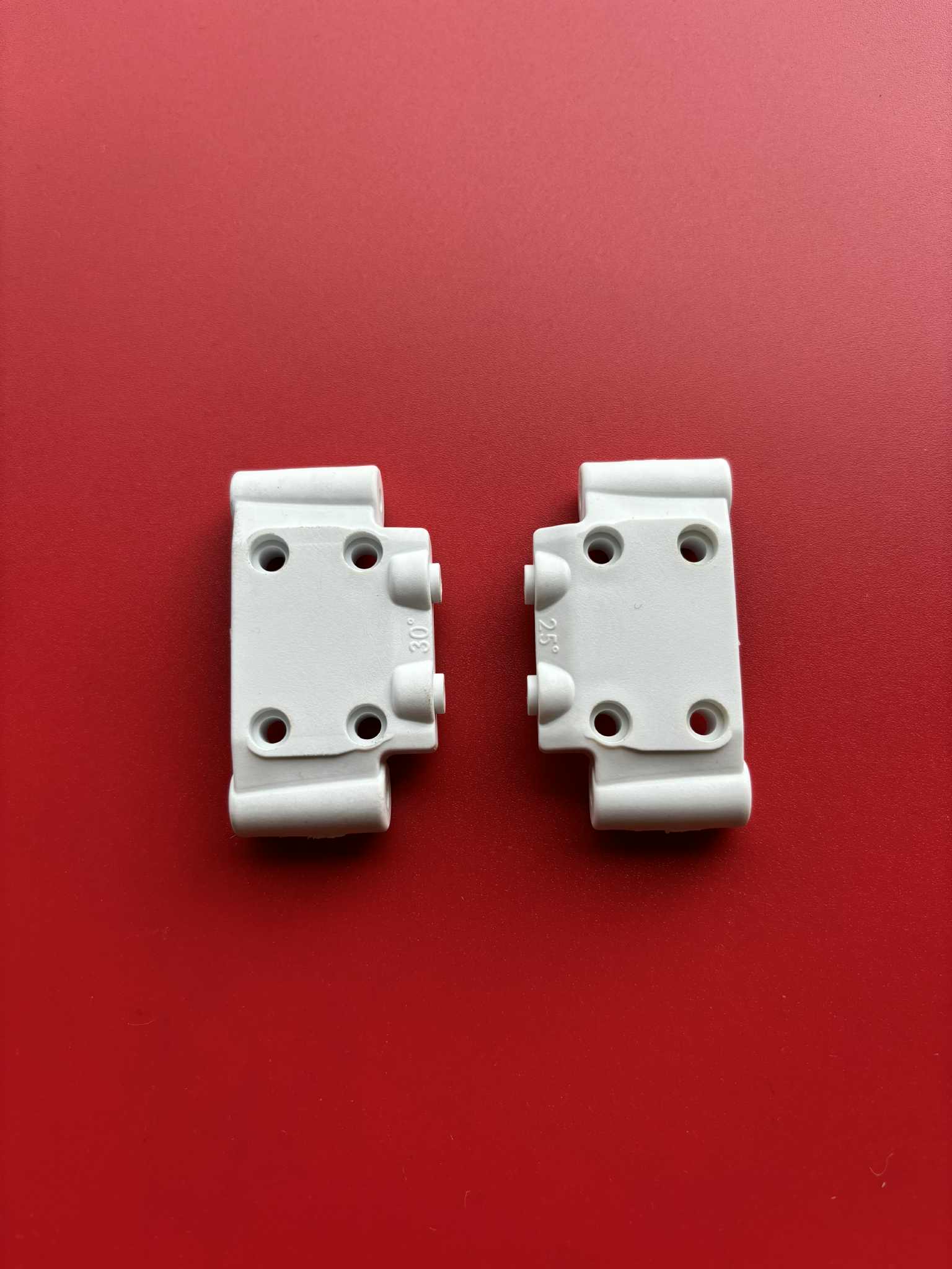 B-Five Bulkhead 25deg &amp; 30deg White Will Fit RC10B5