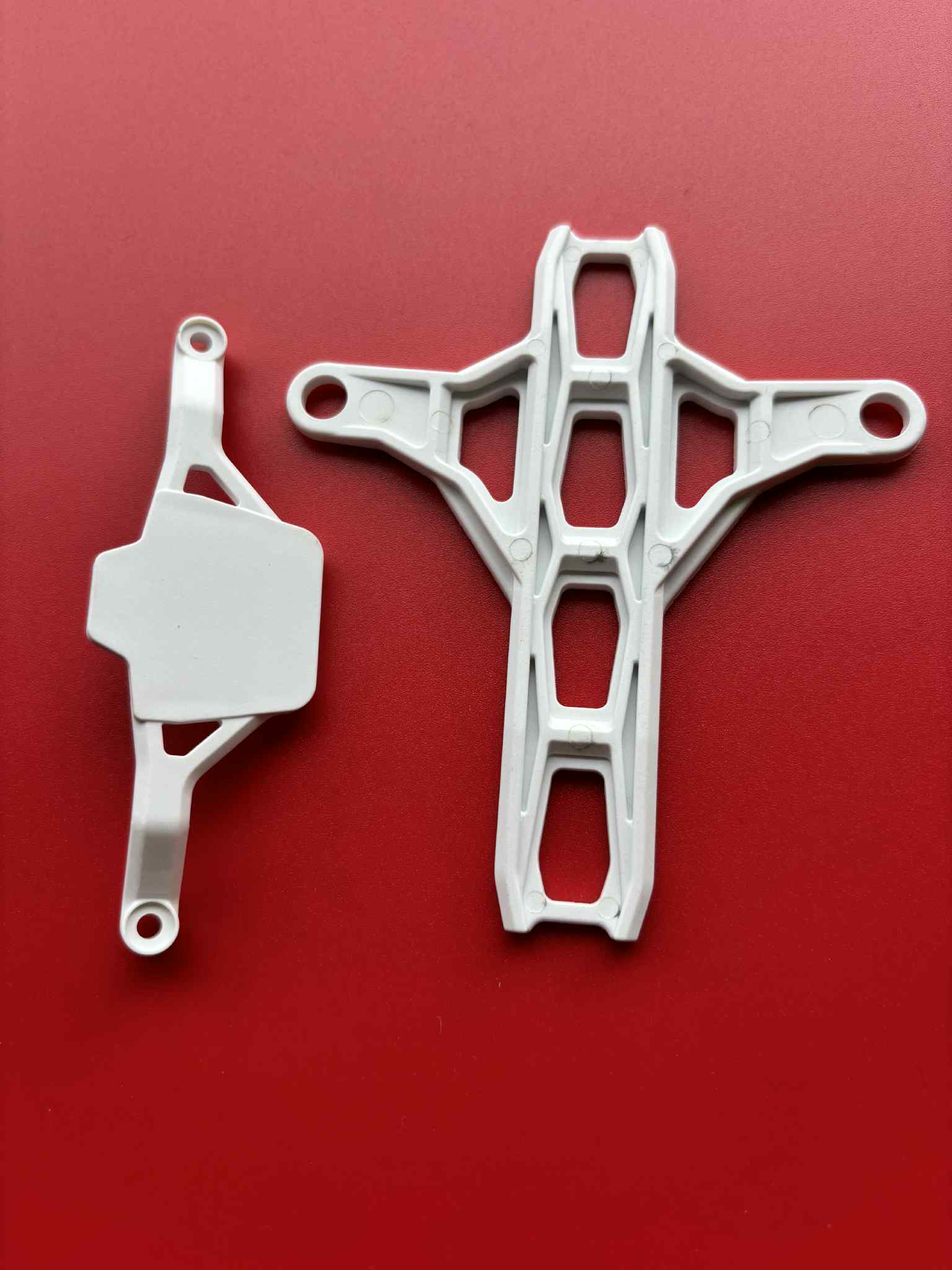 B-Five Battery Strap &amp; Receiver Mount White Will Fit RC10B5