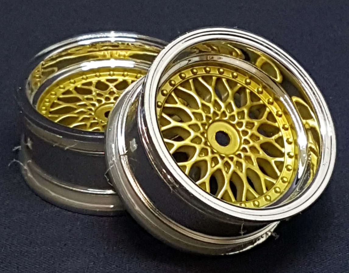 WHEELS 1:10 TW 26MM "CLASSIC BBS STYLE" CHROME / GOLD 6MM OFFSET 2 PIECES # 20160
